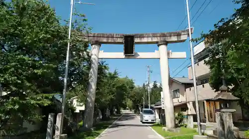 若一王子神社の鳥居