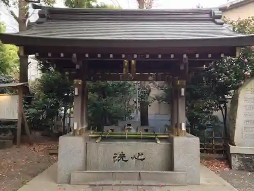 王子神社の手水舎