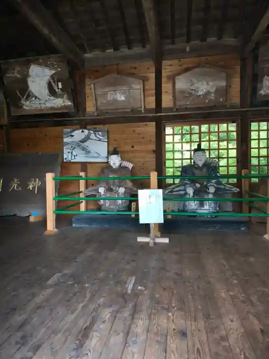 土佐神社の{uncategorized: "未分類", other: "その他", undefined: "問題あり", building: "その他建物", grave: "お墓", sacred_gate: "鳥居", guardian: "狛犬", statue: "像", buddha: "仏像", history: "歴史", nature: "自然", garden: "庭園", animal: "動物", pagoda: "塔", temizu: "手水舎", mountain_gate: "山門・神門", sanctuary: "本殿・本堂", subordinate: "末社・摂社", art: "芸術", scenery: "景色", jizo: "地蔵", ema: "絵馬", goshuin: "御朱印", omikuji: "おみくじ", items: "授与品その他", amulet: "お守り", goshuincho: "御朱印帳", eats: "食事", festival: "お祭り", votive_dance: "神楽", shichigosan: "七五三参", wedding: "結婚式", experience: "体験その他", initially: "初詣", around: "周辺", anti_infection: "感染症対策"}