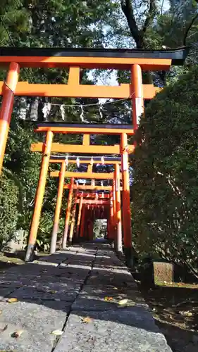 尾曳稲荷神社の鳥居