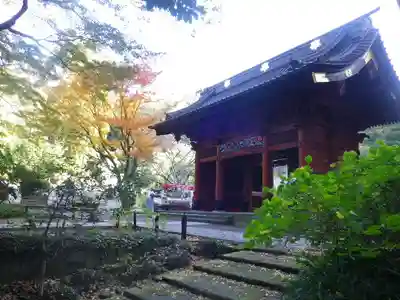 妙本寺の山門・神門