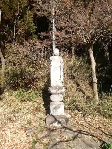 八宮神社（越畑）の{uncategorized: "未分類", other: "その他", undefined: "問題あり", building: "その他建物", grave: "お墓", sacred_gate: "鳥居", guardian: "狛犬", statue: "像", buddha: "仏像", history: "歴史", nature: "自然", garden: "庭園", animal: "動物", pagoda: "塔", temizu: "手水舎", mountain_gate: "山門・神門", sanctuary: "本殿・本堂", subordinate: "末社・摂社", art: "芸術", scenery: "景色", jizo: "地蔵", ema: "絵馬", goshuin: "御朱印", omikuji: "おみくじ", items: "授与品その他", amulet: "お守り", goshuincho: "御朱印帳", eats: "食事", festival: "お祭り", votive_dance: "神楽", shichigosan: "七五三参", wedding: "結婚式", experience: "体験その他", initially: "初詣", around: "周辺", anti_infection: "感染症対策"}