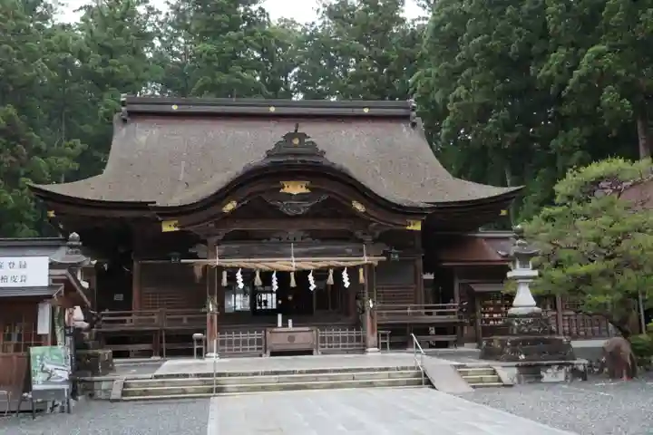 小國神社の本殿・本堂