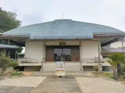 観音寺の本殿・本堂