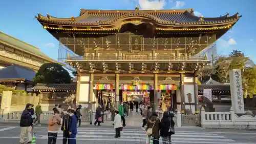 成田山新勝寺の山門