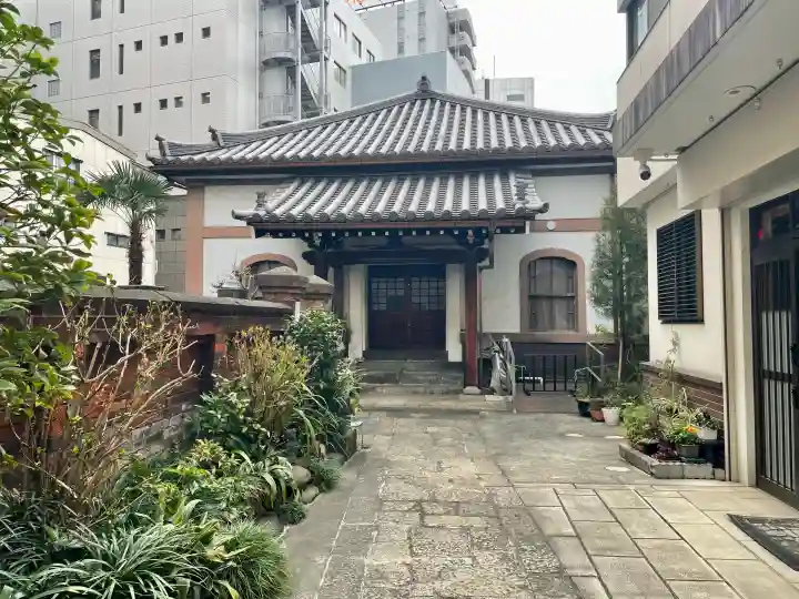 法泉寺の{uncategorized: "未分類", other: "その他", undefined: "問題あり", building: "その他建物", grave: "お墓", sacred_gate: "鳥居", guardian: "狛犬", statue: "像", buddha: "仏像", history: "歴史", nature: "自然", garden: "庭園", animal: "動物", pagoda: "塔", temizu: "手水舎", mountain_gate: "山門・神門", sanctuary: "本殿・本堂", subordinate: "末社・摂社", art: "芸術", scenery: "景色", jizo: "地蔵", ema: "絵馬", goshuin: "御朱印", omikuji: "おみくじ", items: "授与品その他", amulet: "お守り", goshuincho: "御朱印帳", eats: "食事", festival: "お祭り", votive_dance: "神楽", shichigosan: "七五三参", wedding: "結婚式", experience: "体験その他", initially: "初詣", around: "周辺", anti_infection: "感染症対策"}