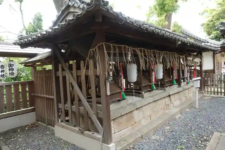 羽束師坐高御産日神社の末社・摂社
