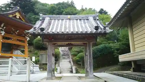 菊蓮寺の山門・神門