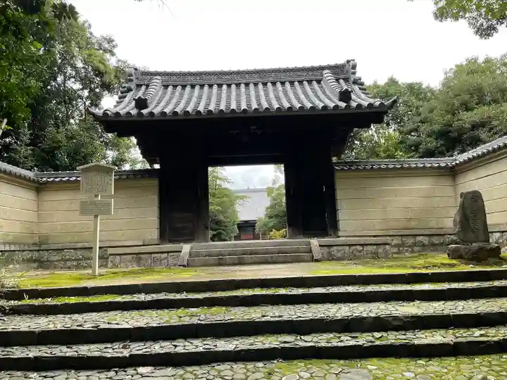 長母寺の山門・神門