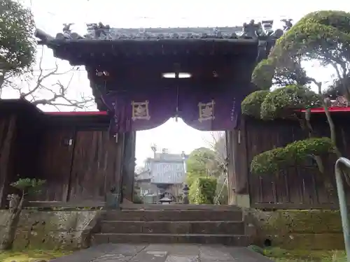 大蓮寺の山門