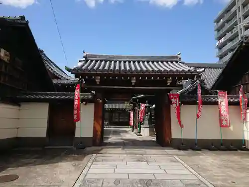 東充寺の山門・神門