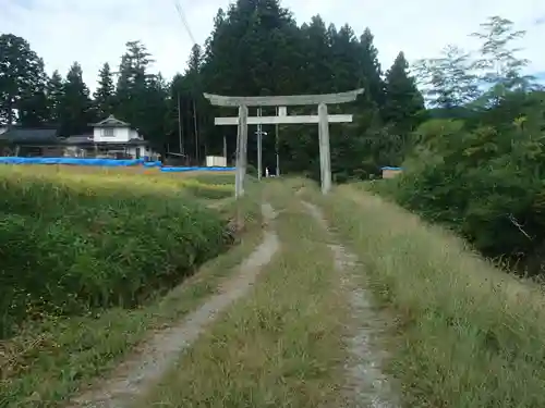 七久里神社の鳥居