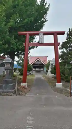 大和神社の鳥居