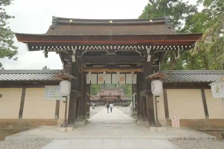 多賀大社の山門・神門
