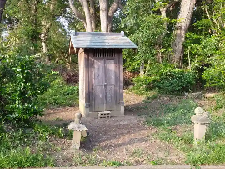 祠(名称不明)の末社・摂社