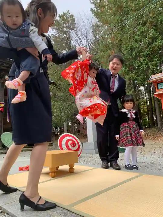 滑川神社 - 仕事と子どもの守り神(福島県)