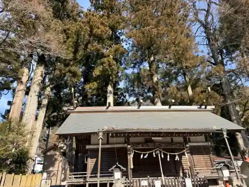 奥氷川神社の{uncategorized: "未分類", other: "その他", undefined: "問題あり", building: "その他建物", grave: "お墓", sacred_gate: "鳥居", guardian: "狛犬", statue: "像", buddha: "仏像", history: "歴史", nature: "自然", garden: "庭園", animal: "動物", pagoda: "塔", temizu: "手水舎", mountain_gate: "山門・神門", sanctuary: "本殿・本堂", subordinate: "末社・摂社", art: "芸術", scenery: "景色", jizo: "地蔵", ema: "絵馬", goshuin: "御朱印", omikuji: "おみくじ", items: "授与品その他", amulet: "お守り", goshuincho: "御朱印帳", eats: "食事", festival: "お祭り", votive_dance: "神楽", shichigosan: "七五三参", wedding: "結婚式", experience: "体験その他", initially: "初詣", around: "周辺", anti_infection: "感染症対策"}