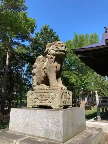 砺波神社の狛犬