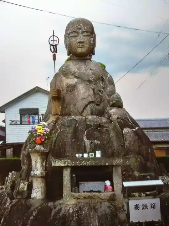 泉橋寺の地蔵