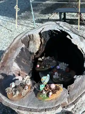 立江八幡神社の{uncategorized: "未分類", other: "その他", undefined: "問題あり", building: "その他建物", grave: "お墓", sacred_gate: "鳥居", guardian: "狛犬", statue: "像", buddha: "仏像", history: "歴史", nature: "自然", garden: "庭園", animal: "動物", pagoda: "塔", temizu: "手水舎", mountain_gate: "山門・神門", sanctuary: "本殿・本堂", subordinate: "末社・摂社", art: "芸術", scenery: "景色", jizo: "地蔵", ema: "絵馬", goshuin: "御朱印", omikuji: "おみくじ", items: "授与品その他", amulet: "お守り", goshuincho: "御朱印帳", eats: "食事", festival: "お祭り", votive_dance: "神楽", shichigosan: "七五三参", wedding: "結婚式", experience: "体験その他", initially: "初詣", around: "周辺", anti_infection: "感染症対策"}