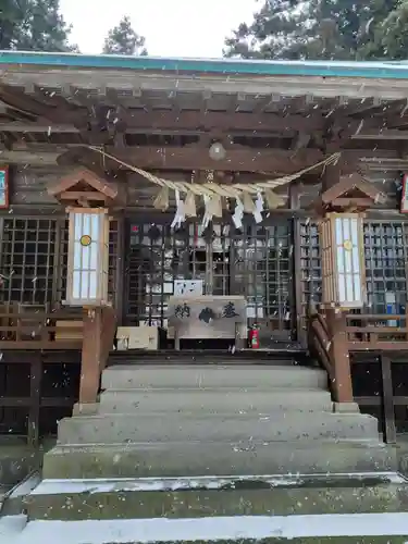 橿原神社の本殿