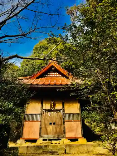 八幡神社の本殿・本堂