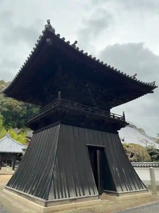 正楽寺の{uncategorized: "未分類", other: "その他", undefined: "問題あり", building: "その他建物", grave: "お墓", sacred_gate: "鳥居", guardian: "狛犬", statue: "像", buddha: "仏像", history: "歴史", nature: "自然", garden: "庭園", animal: "動物", pagoda: "塔", temizu: "手水舎", mountain_gate: "山門・神門", sanctuary: "本殿・本堂", subordinate: "末社・摂社", art: "芸術", scenery: "景色", jizo: "地蔵", ema: "絵馬", goshuin: "御朱印", omikuji: "おみくじ", items: "授与品その他", amulet: "お守り", goshuincho: "御朱印帳", eats: "食事", festival: "お祭り", votive_dance: "神楽", shichigosan: "七五三参", wedding: "結婚式", experience: "体験その他", initially: "初詣", around: "周辺", anti_infection: "感染症対策"}