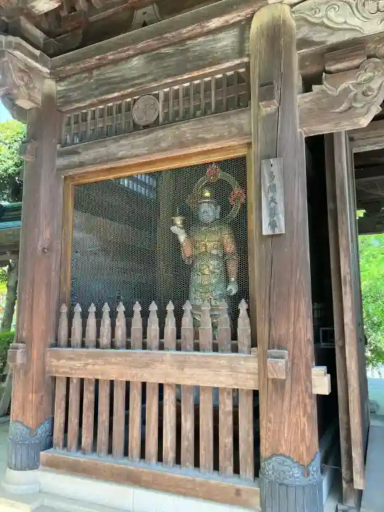 乗蓮寺の{uncategorized: "未分類", other: "その他", undefined: "問題あり", building: "その他建物", grave: "お墓", sacred_gate: "鳥居", guardian: "狛犬", statue: "像", buddha: "仏像", history: "歴史", nature: "自然", garden: "庭園", animal: "動物", pagoda: "塔", temizu: "手水舎", mountain_gate: "山門・神門", sanctuary: "本殿・本堂", subordinate: "末社・摂社", art: "芸術", scenery: "景色", jizo: "地蔵", ema: "絵馬", goshuin: "御朱印", omikuji: "おみくじ", items: "授与品その他", amulet: "お守り", goshuincho: "御朱印帳", eats: "食事", festival: "お祭り", votive_dance: "神楽", shichigosan: "七五三参", wedding: "結婚式", experience: "体験その他", initially: "初詣", around: "周辺", anti_infection: "感染症対策"}