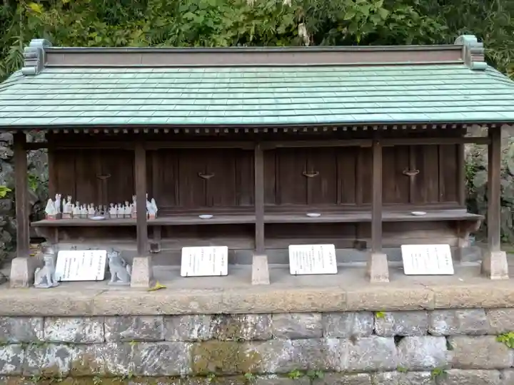叶神社 (西叶神社)の末社・摂社