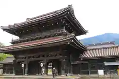 井波別院瑞泉寺の山門