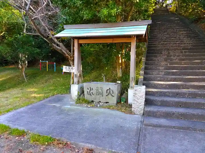 熊野神社の手水舎