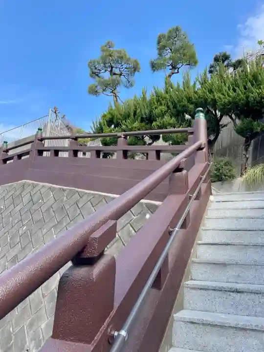 真英寺の{uncategorized: "未分類", other: "その他", undefined: "問題あり", building: "その他建物", grave: "お墓", sacred_gate: "鳥居", guardian: "狛犬", statue: "像", buddha: "仏像", history: "歴史", nature: "自然", garden: "庭園", animal: "動物", pagoda: "塔", temizu: "手水舎", mountain_gate: "山門・神門", sanctuary: "本殿・本堂", subordinate: "末社・摂社", art: "芸術", scenery: "景色", jizo: "地蔵", ema: "絵馬", goshuin: "御朱印", omikuji: "おみくじ", items: "授与品その他", amulet: "お守り", goshuincho: "御朱印帳", eats: "食事", festival: "お祭り", votive_dance: "神楽", shichigosan: "七五三参", wedding: "結婚式", experience: "体験その他", initially: "初詣", around: "周辺", anti_infection: "感染症対策"}