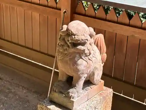 白山神社の狛犬