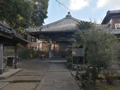 観音寺の本殿・本堂