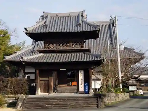 光専寺の山門