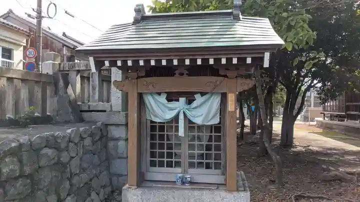 櫟原神社の仏像