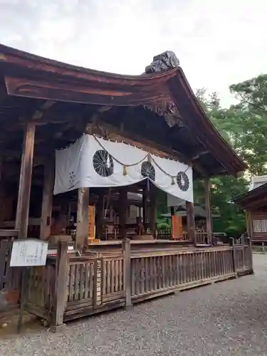 土佐神社の本殿