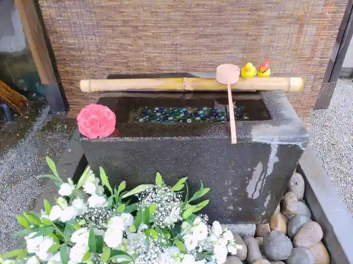 上尾御嶽神社の手水舎