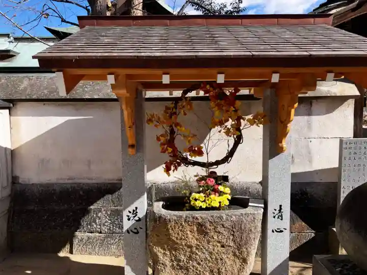 三津厳島神社の手水舎