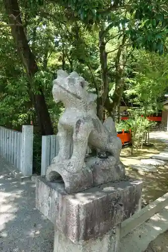 （山田）伊射奈岐神社の狛犬