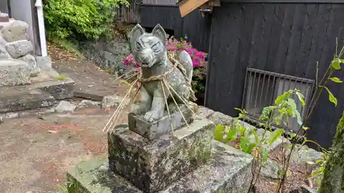 離宮八幡神社の狛犬