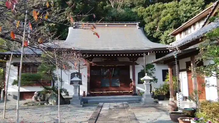 雲林寺の本殿・本堂