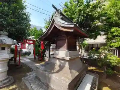 小松翁稲荷神社の本殿・本堂