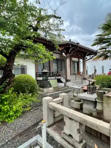 慶傳寺の本殿・本堂