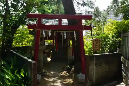 登渡神社の鳥居