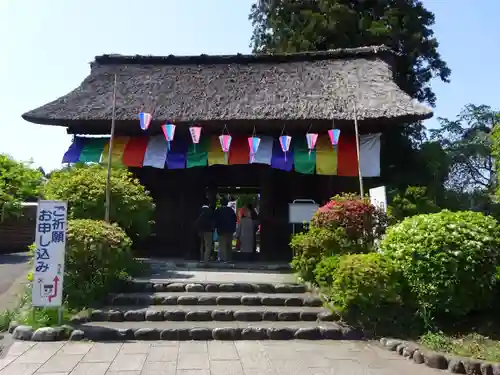 塩船観音寺の山門・神門