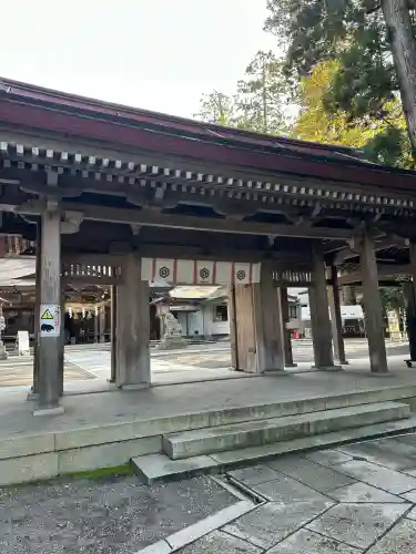 白山比咩神社(石川県)