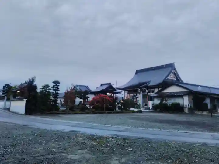 大城寺の本殿・本堂