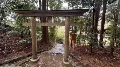 貴船神社(大神神社末社)(奈良県)