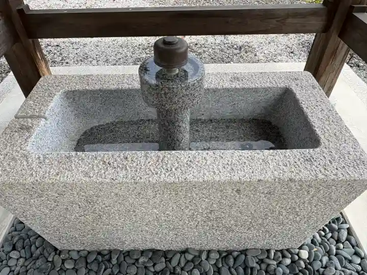 五百井神社の{uncategorized: "未分類", other: "その他", undefined: "問題あり", building: "その他建物", grave: "お墓", sacred_gate: "鳥居", guardian: "狛犬", statue: "像", buddha: "仏像", history: "歴史", nature: "自然", garden: "庭園", animal: "動物", pagoda: "塔", temizu: "手水舎", mountain_gate: "山門・神門", sanctuary: "本殿・本堂", subordinate: "末社・摂社", art: "芸術", scenery: "景色", jizo: "地蔵", ema: "絵馬", goshuin: "御朱印", omikuji: "おみくじ", items: "授与品その他", amulet: "お守り", goshuincho: "御朱印帳", eats: "食事", festival: "お祭り", votive_dance: "神楽", shichigosan: "七五三参", wedding: "結婚式", experience: "体験その他", initially: "初詣", around: "周辺", anti_infection: "感染症対策"}